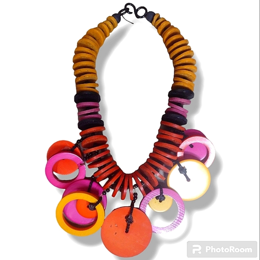 Vintage Women's Handcrafted Large Colorful Wooden Disc Necklace
